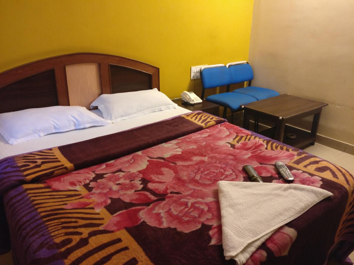 Hotel Skyland Bangalore Esterno foto