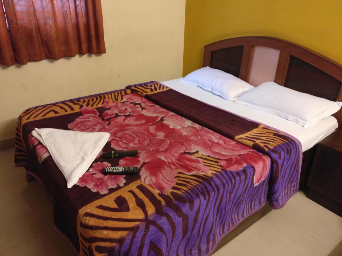 Hotel Skyland Bangalore Esterno foto