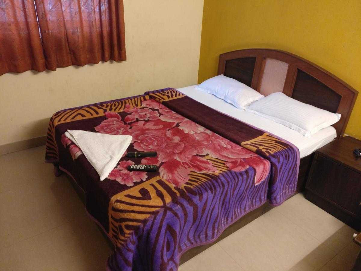 Hotel Skyland Bangalore Esterno foto